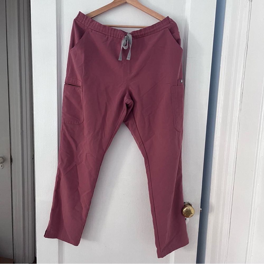 FIGS Mauve Yolanda Skinny Scrub pant